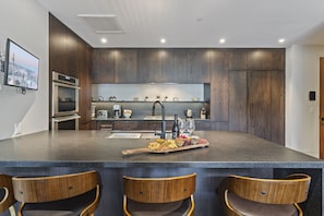 Private kitchen - One Empire Pass Lodge at Deer Valley Resort - Two Bedroom Residence #105 2 Condo (Park City)