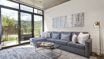 Condo, 2 Bedrooms | Living area | Smart TV, streaming services