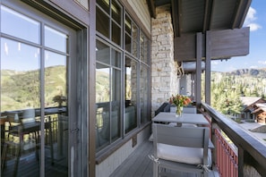 Condo, 2 Bedrooms | Outdoor dining