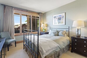 Appartement, 3 slaapkamers | 3 slaapkamers, een strijkplank/strijkijzer, gratis wifi