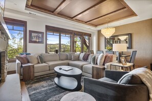 Condo, 3 Bedrooms | Living area | Smart TV