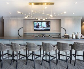 Condo, 4 Bedrooms | Bar (on property) - One Empire Pass Lodge at Deer Valley Resort - Four Bedroom Residence #401 4 Condo (Park City)