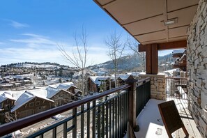 Condo, 3 habitaciones | Áreas de la propiedad