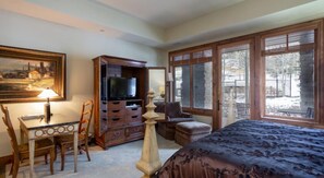 Fer et planche à repasser, Wi-Fi gratuit