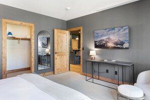 Condo, 2 habitaciones | 2 habitaciones, tabla de planchar con plancha y wifi gratis