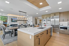 Kondominium, 3 kamar tidur | Dapur pribadi | Lemari es, oven, mesin pembuat kopi/teh, dan pemanggang roti