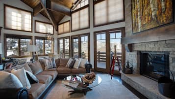 Condo, Multiple Bedrooms | Living area | Smart TV