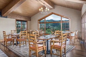 Condo, 3 Bedrooms | Dining - Stag Lodge at Deer Valley Resort - Three Bedroom Residence with Spa #5 3 Condo (Park City)