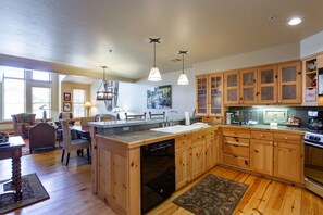 Condo, 3 Bedrooms | Private kitchen - The Lodges at Deer Valley 3 Bedroom Condo (Park City)