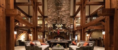 Condo, 3 Bedrooms | Interior