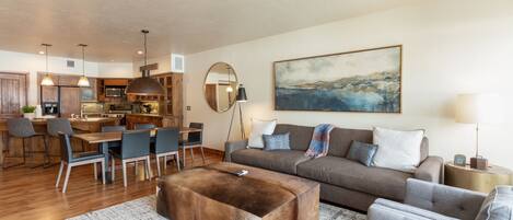 Condo, 1 Bedroom | Living area | Smart TV