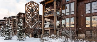 Silver Baron Lodge 1 Condo Bedroom with Spa by Deer Valley Resort