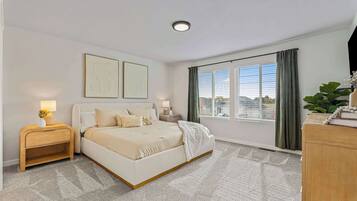 6 bedrooms, desk, iron/ironing board, travel crib