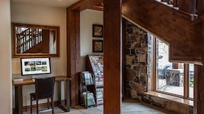 Studio, 1 Bedroom | Interior