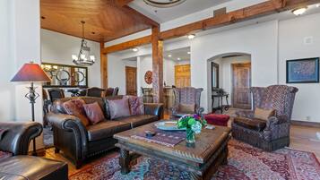 Kondominium, 3 kamar tidur | Interior