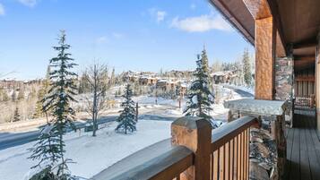 Apartment, 3 Schlafzimmer | Unterkunftsgelände