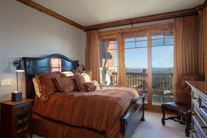 3 chambres, fer et planche à repasser, Wi-Fi gratuit