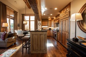 Condo, 5 Bedrooms | Interior - Grand Lodge - Penthouse #406 - Ski-in/out 5 Bedroom Condo (Park City)