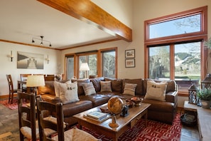 Condo, 4 Bedrooms | Living area