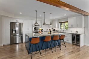 Private kitchen - Solamere Drive Home at Deer Valley Resort - 6 Bedroom Home with Hot Tub #3220 6 Home (Park City)