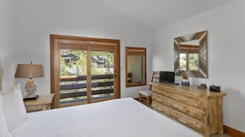 House, 6 Bedrooms | 6 bedrooms, iron/ironing board, free WiFi