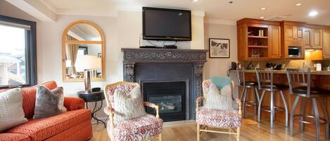 Condo, 1 Bedroom | Living area | Smart TV