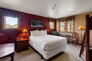 Condo, 4 Bedrooms | 4 bedrooms, iron/ironing board, free WiFi