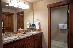 Condo, 3 Bedrooms | Bathroom - Queen Esther at Deer Valley Resort - Three Bedroom Condo with Hot Tub #2358 3 Condo (Park City)
