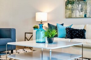 منزل | 4 عدّة غرف نوم وخدمة الإنترنت