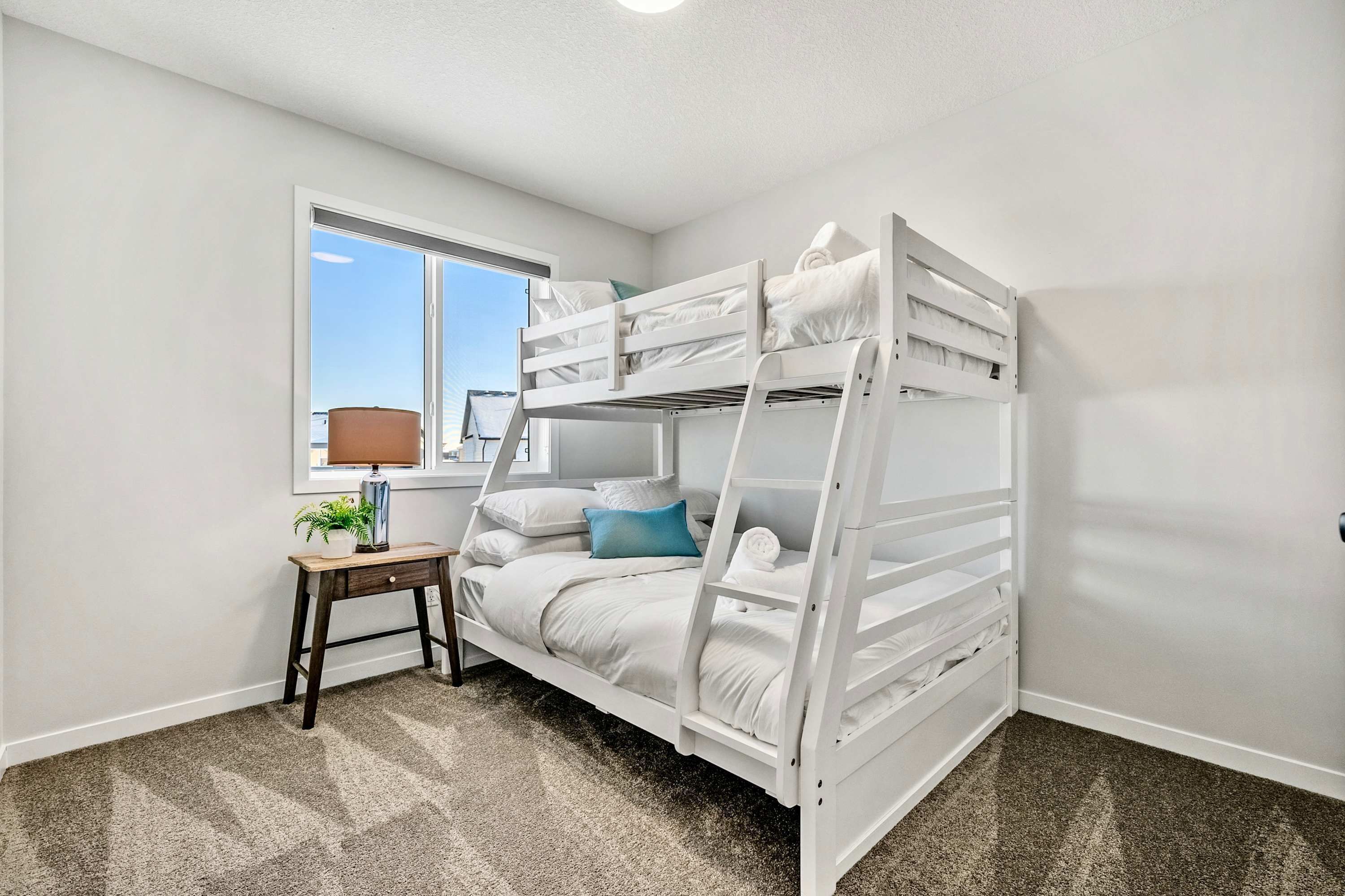 House | 4 bedrooms, Internet