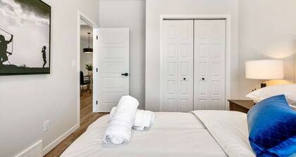 Herron Street NEW Luxury Retreat 6 Beds A11y