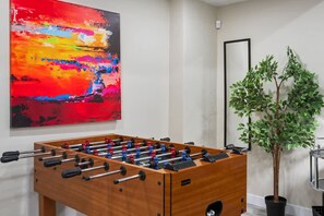 House | 5 bedrooms, Internet