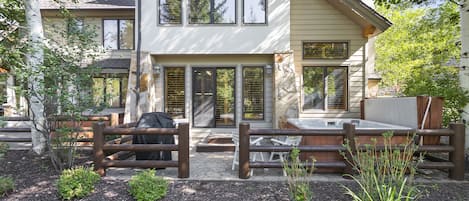 Condo, 4 Bedrooms | Terrace/patio