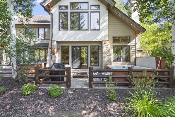 Condo, 4 Bedrooms | Terrace/patio