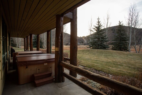 Condo, 3 Bedrooms | Terrace/patio