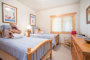 Condo, 3 Bedrooms