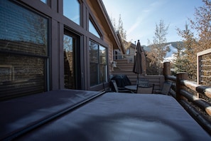 Condo, 2 Bedrooms | Outdoor dining