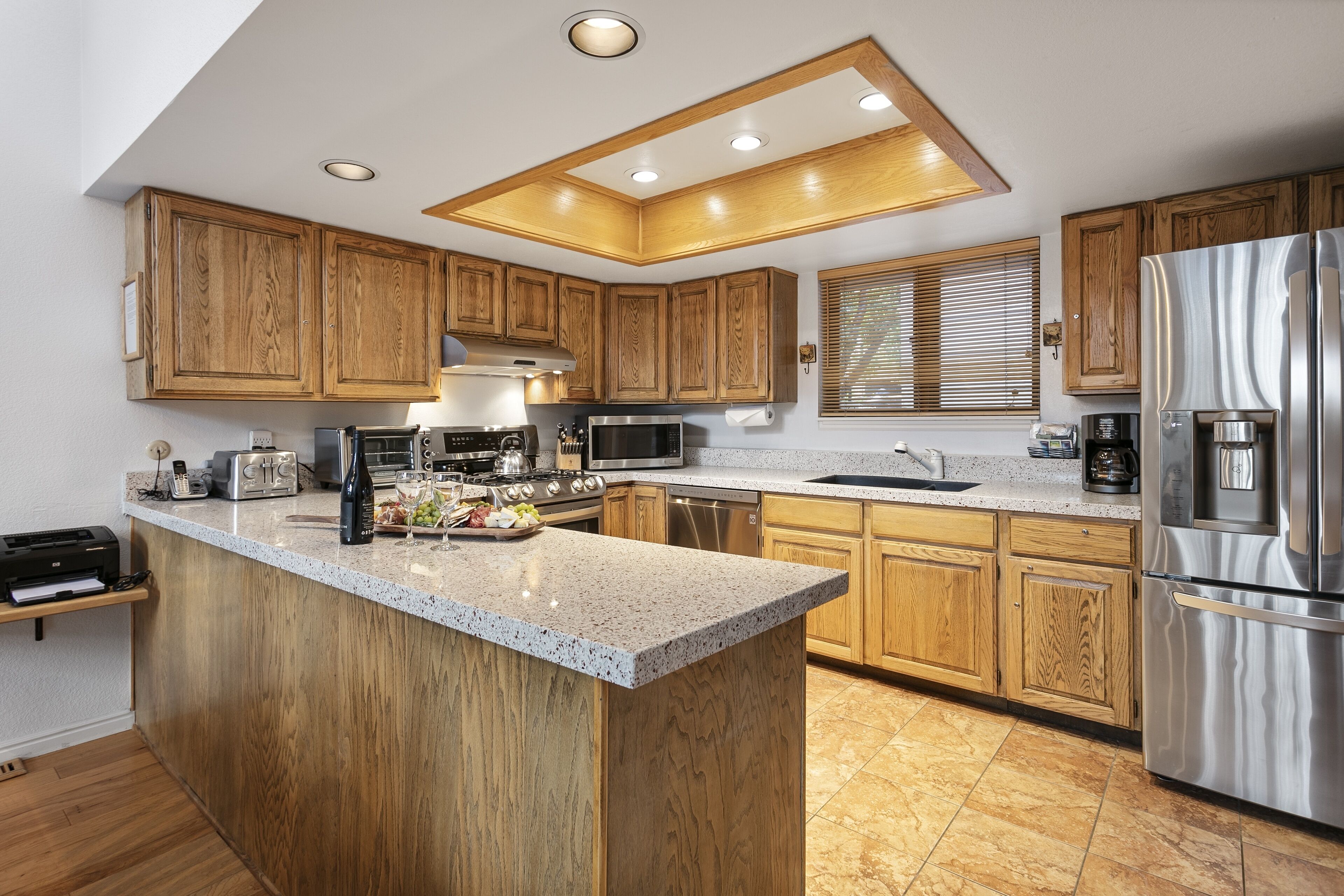 Leilighet, 3 soverom | Eget kjøkken | Kjøleskap, ovn, kaffetrakter/tekoker og brødrister