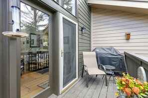 Condo, 3 habitaciones | Terraza o patio