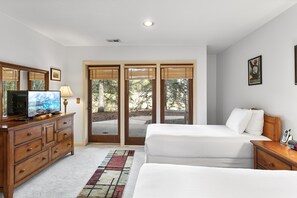 Condo, 3 Bedrooms - Aspenwood at Deer Valley Resort - Three Bedroom Condo with Hot Tub #1305 3 Condo (Park City)