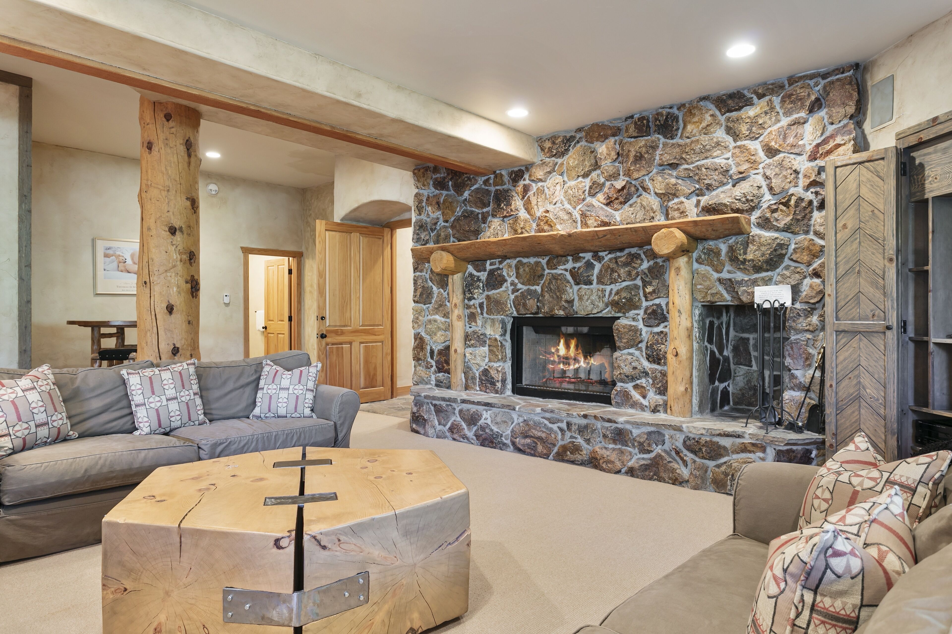 Condo, 4 Bedrooms | Interior