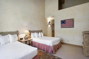 Condo, 4 Bedrooms | 4 bedrooms, iron/ironing board, free WiFi