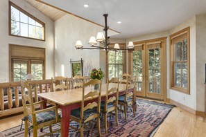 Leilighet, 4 soverom | Spiseområde