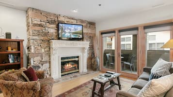 Condo, 1 Bedroom | Living area | Smart TV