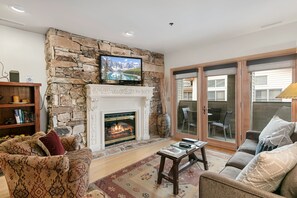 Condo, 1 Bedroom | Living area | Smart TV