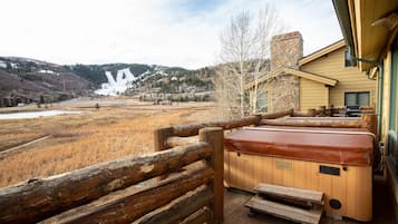 Condo, 3 phòng ngủ | Hiên