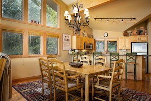 Condo, 3 Bedrooms | Dining - Enclave at Deer Valley Resort - Three Bedroom Condo with Hot Tub #1 3 Condo (Park City)