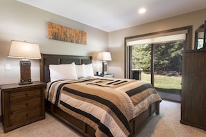 Condo, 2 Bedrooms