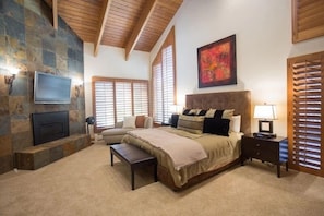 Condo, 4 Bedrooms