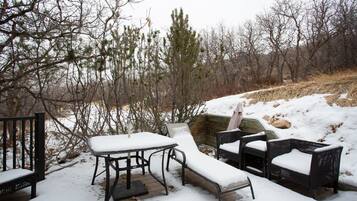 Condo, 4 Bedrooms | Property grounds